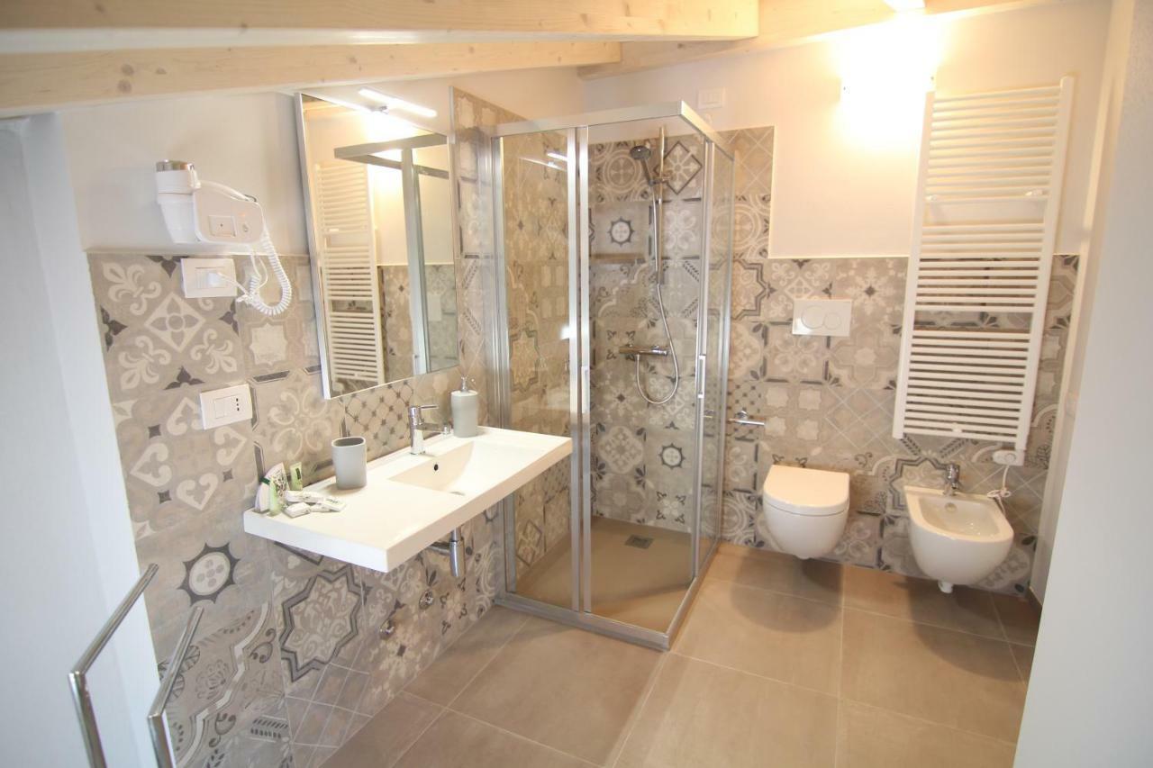 Spagnoi Rooms Castelnuovo del Garda Exterior photo