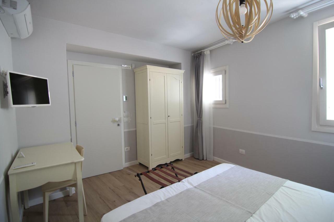 Spagnoi Rooms Castelnuovo del Garda Exterior photo