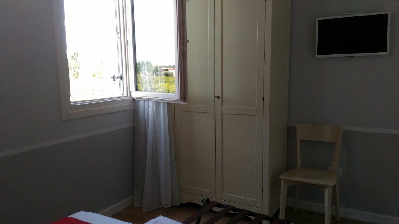 Spagnoi Rooms Castelnuovo del Garda Exterior photo